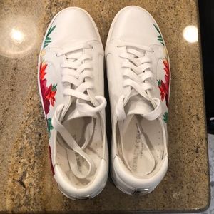 Brand new Kenneth Cole sneakers
